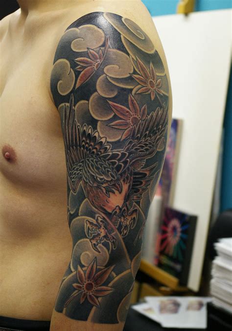 刺青 鷹 意味|刺青・TATTOOのススメ : 刺青TATTOOデザイン『鷹』の意味